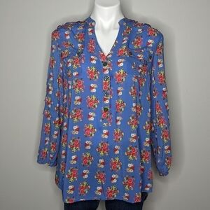 ✨3/$15 Matilda Jane blue red pink floral 1/2 button blouse L